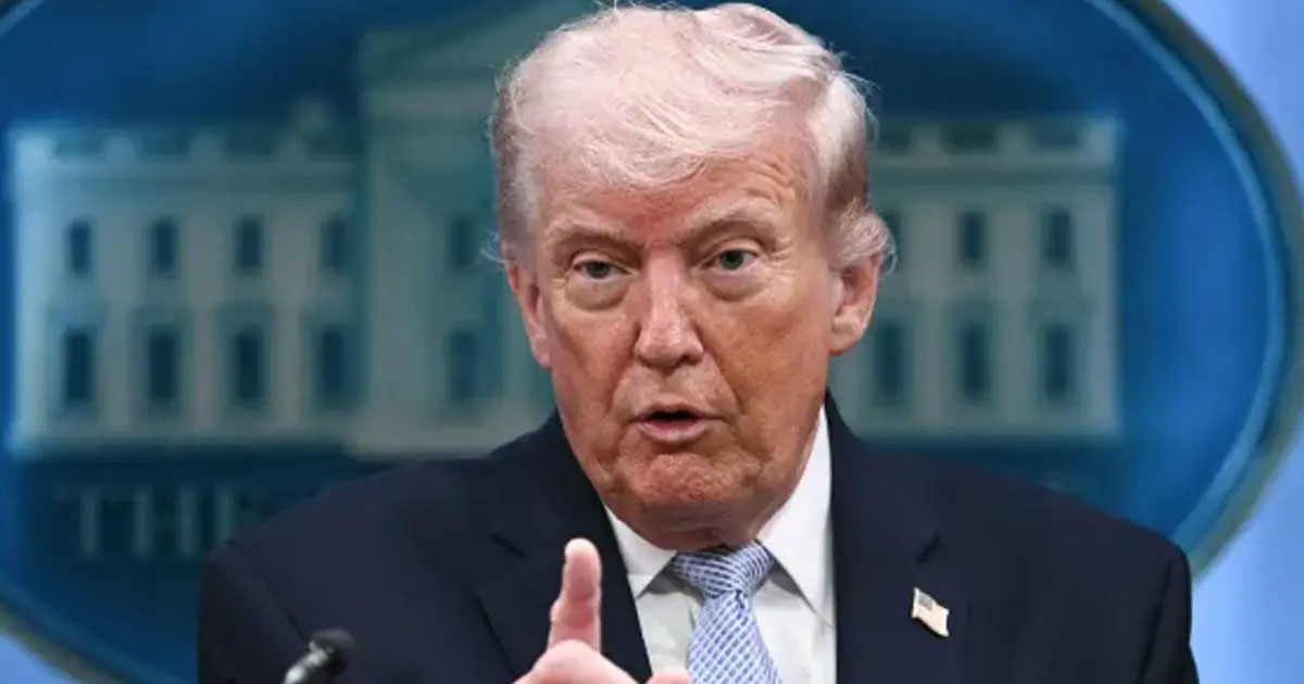 চাইলেই ইরানকে ধ্বংস করে দিতে পারি: ট্রাম্প