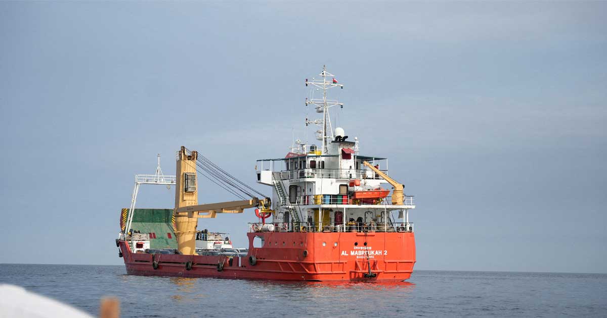 হরমুজে অবরোধ শুরু করল যুক্তরাষ্ট্র