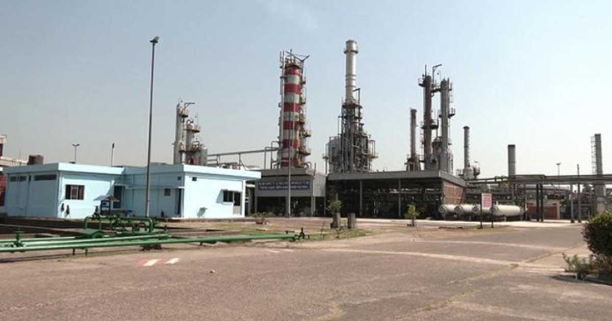 ক্রুড অয়েল সংকটে বন্ধ একমাত্র রাষ্ট্রায়ত্ত তেল শোধনাগার