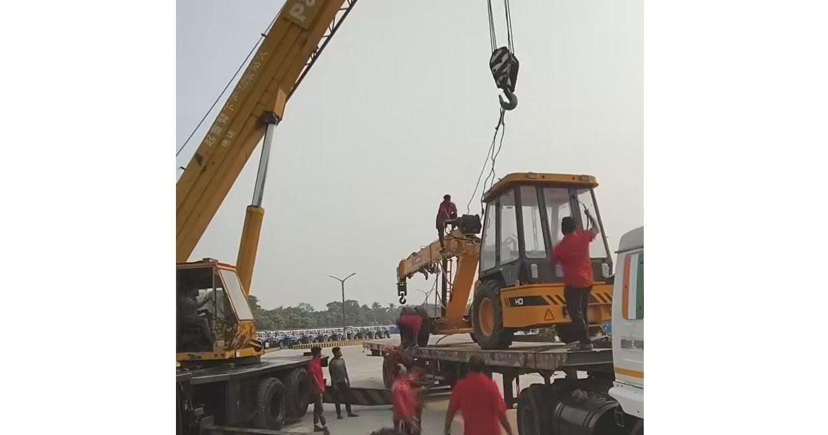 বেনাপোল-পেট্রাপোল স্থলবন্দরে আমদানি-রপ্তানি শুরু