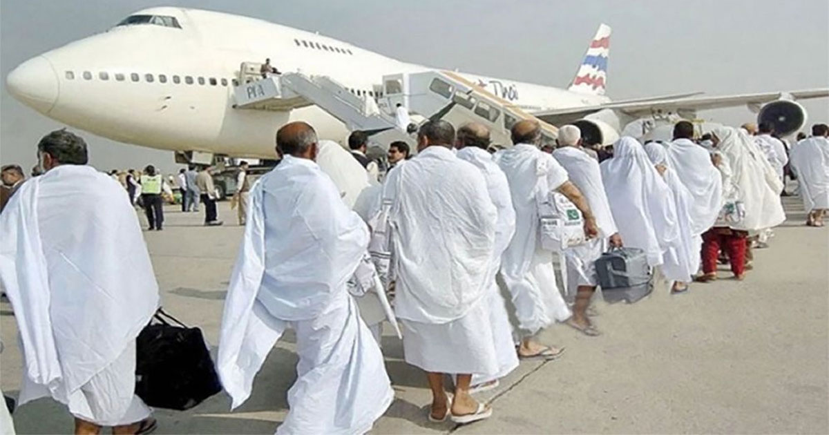 ৪১৯ হজযাত্রী নিয়ে শুক্রবার রাতে ঢাকা ছাড়বে প্রথম ফ্লাইট