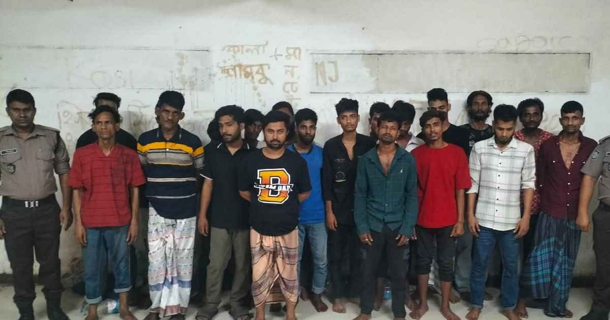 রাজধানীতে সাঁড়াশি অভিযানে ইয়াবাসহ আটক ৬৯ জন