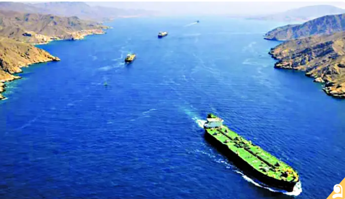 হরমুজ প্রণালি পুরোপুরি বন্ধ করে দিল ইরান