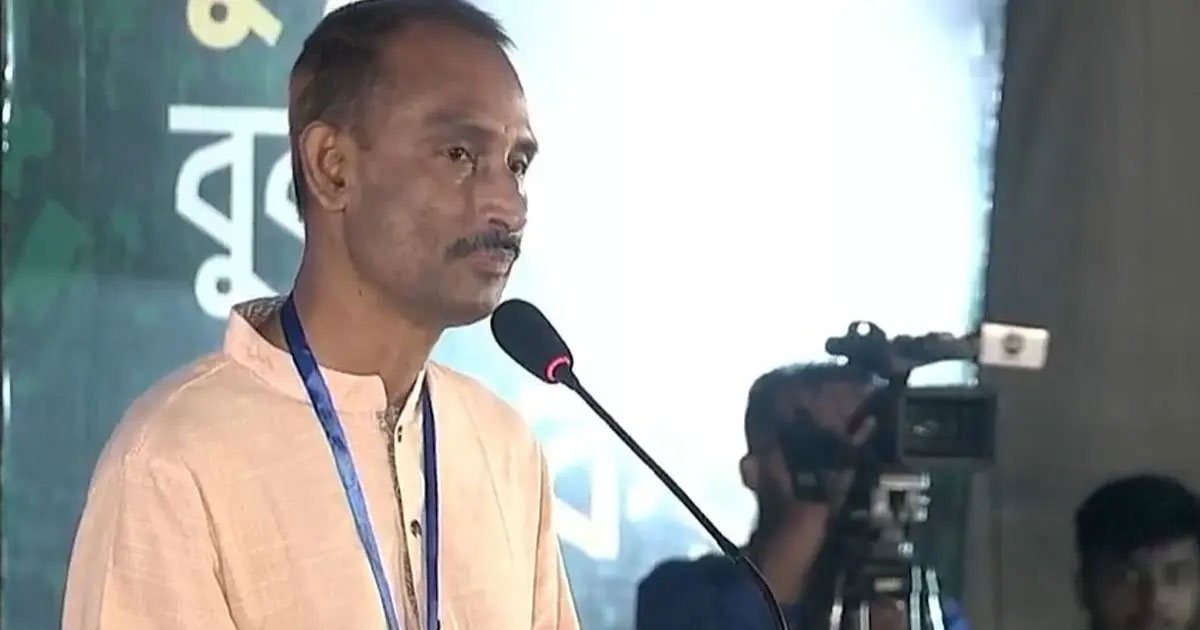 আমরা আজ নব্য স্বৈরাচারের গন্ধ পাচ্ছি