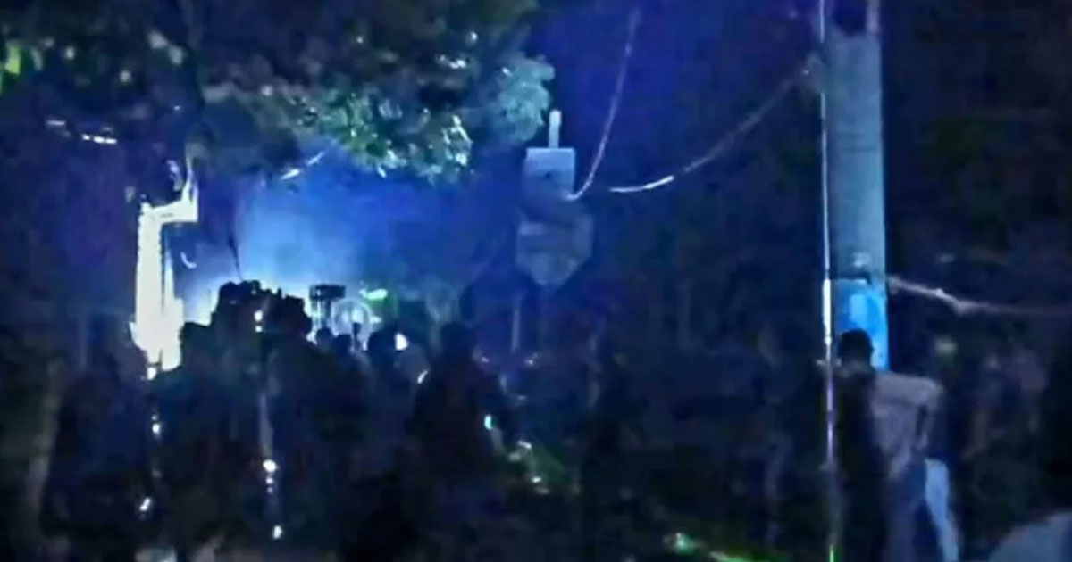 ব্রাহ্মণবাড়িয়ায় টর্চ জ্বালিয়ে সংঘর্ষ, আহত ৩০