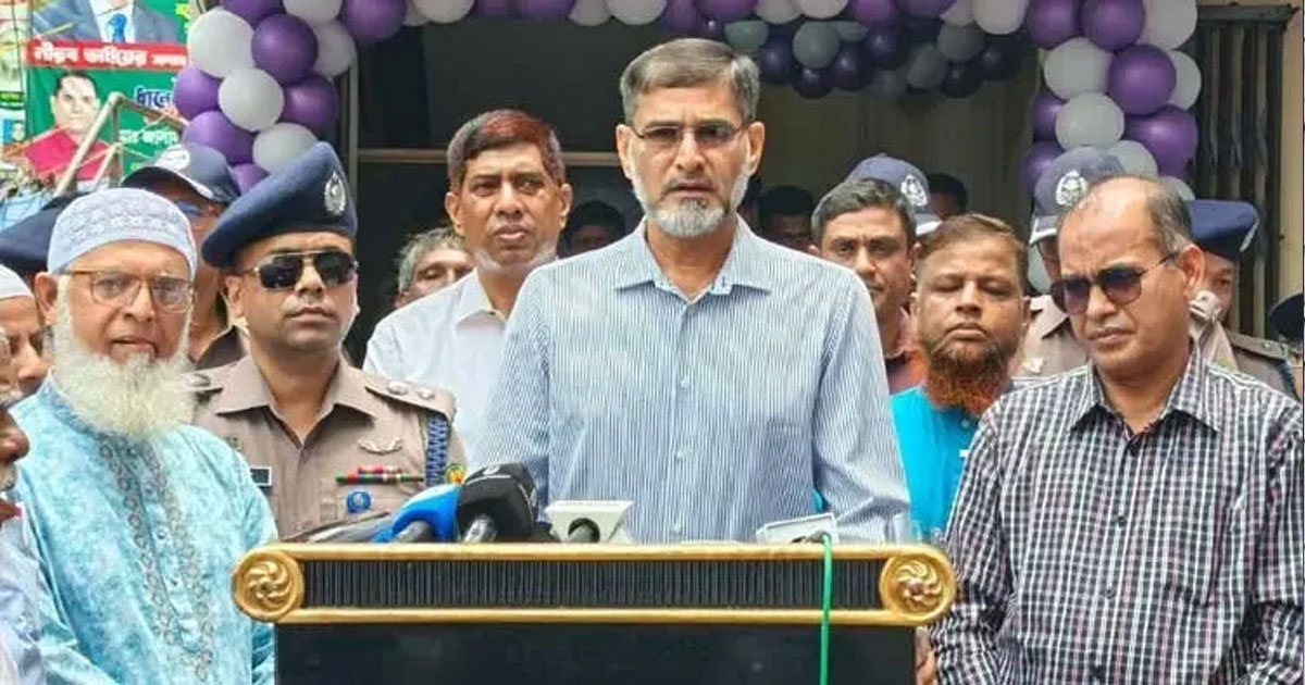 মাথাচাড়া দেওয়ার আগেই সন্ত্রাসীদের দমন করা হবে: ডিএমপি কমিশনার