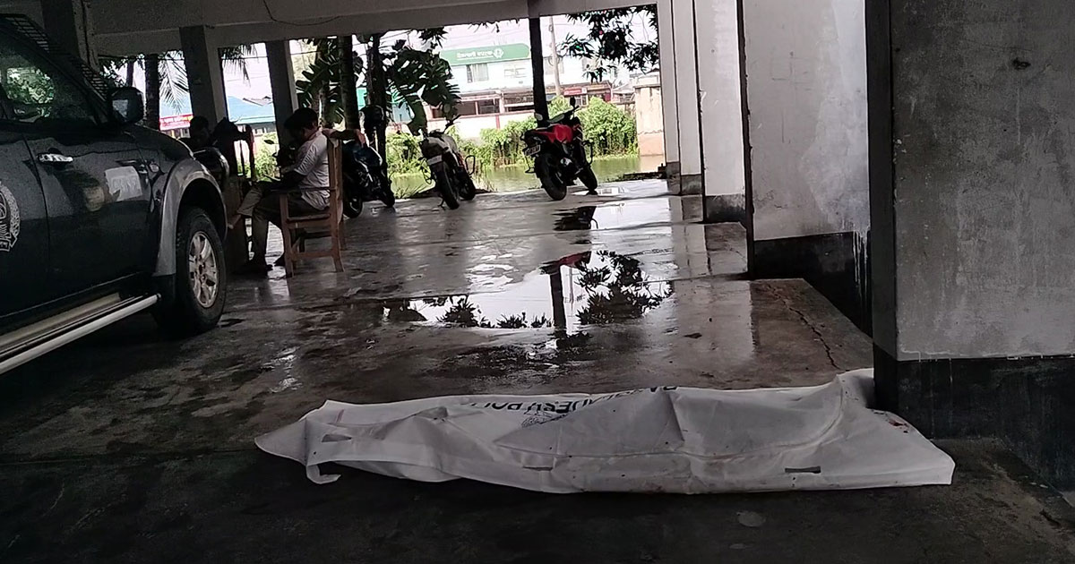 নোয়াখালীতে মায়ের সামনে প্রাণ গেল শিশুর