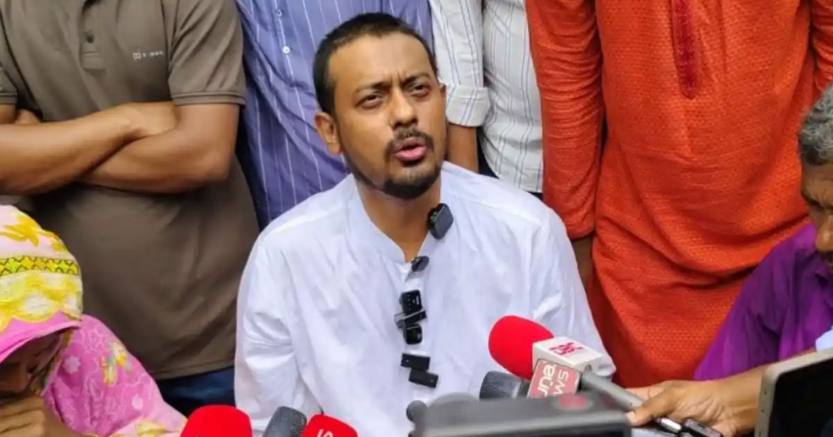 শেখ হাসিনা ভারতে বসে মানুষকে ডিস্টার্ব করছেন : নাসীরুদ্দীন পাটওয়ারী
