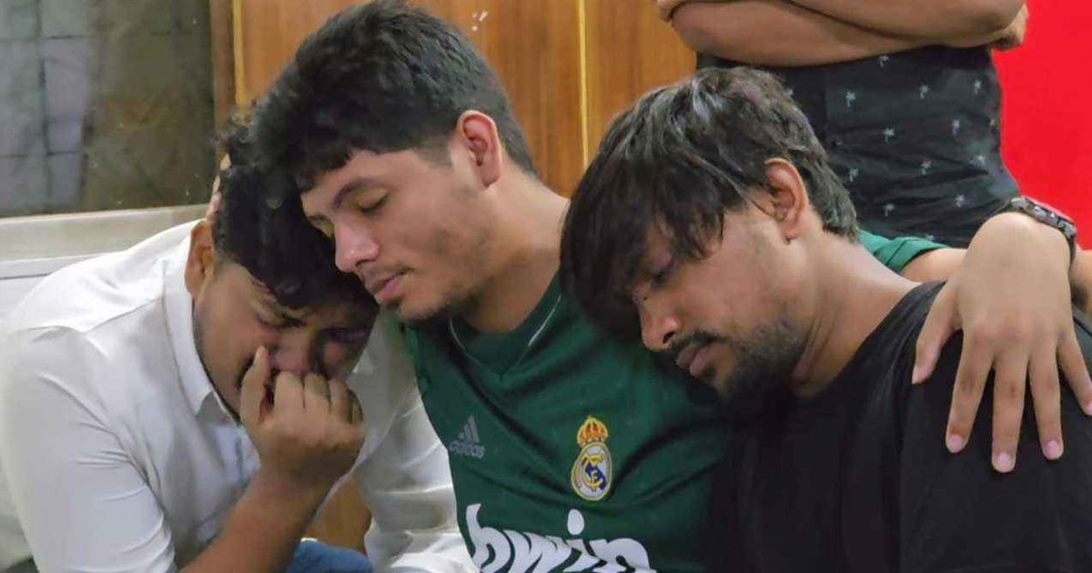 পুকুরে নেমে প্রাণ গেল ব্র্যাক বিশ্ববিদ্যালয়ের দুই শিক্ষার্থীর