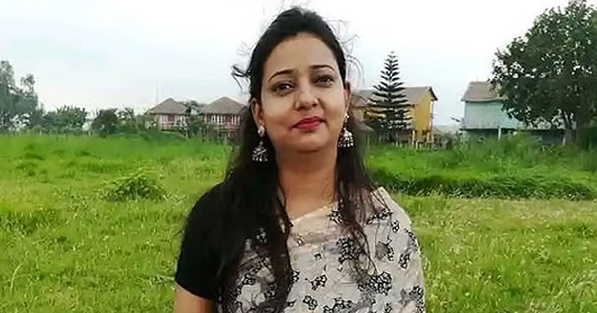 ছিনতাইকারীর টানাহেঁচড়ায় রিকশা থেকে পড়ে সোহেলির মৃত্যু