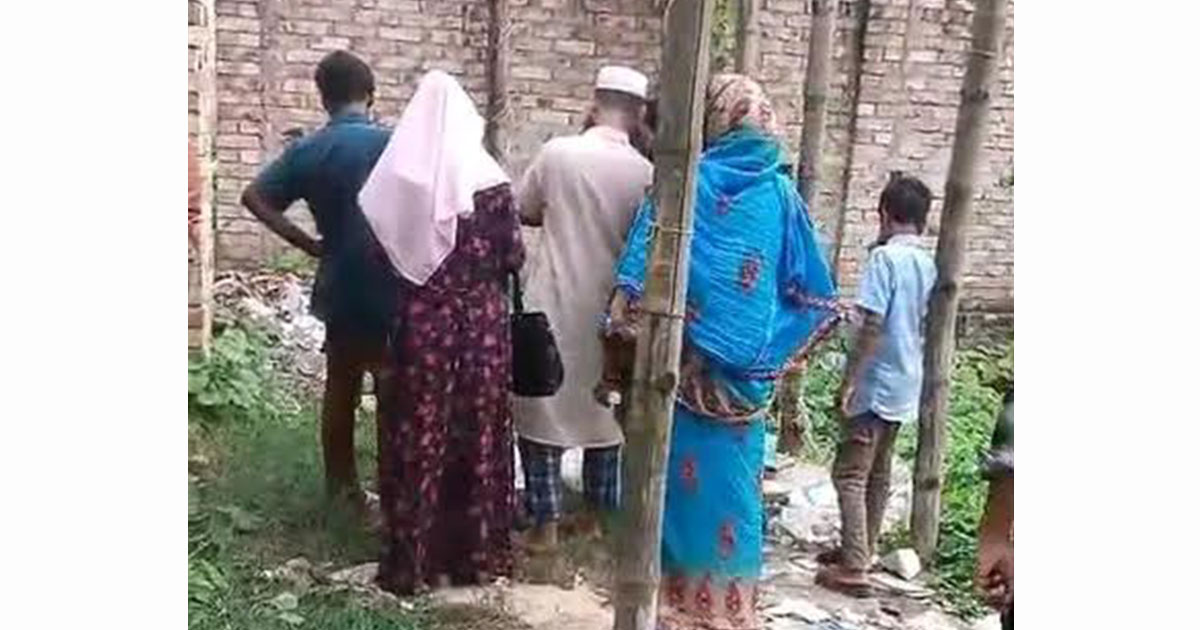 ময়লার স্তূপ থেকে নবজাতকের মরদেহ উদ্ধার