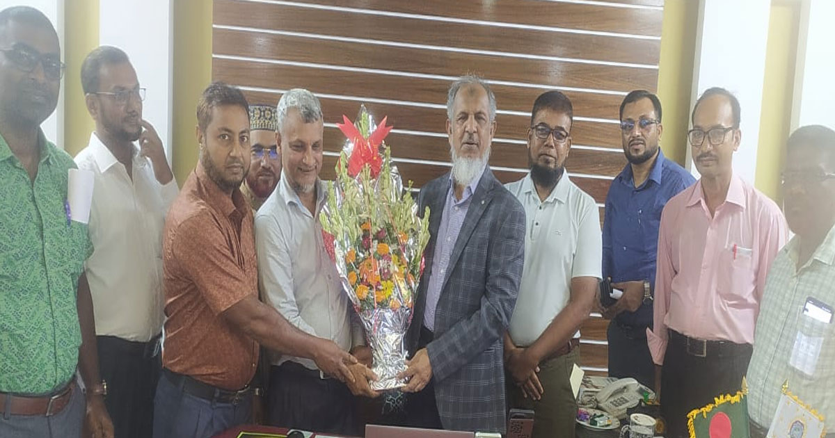 স্বচ্ছ ও ডিজিটাল সেবার প্রত্যয় যশোর শিক্ষা বোর্ডের নতুন চেয়ারম্যানের