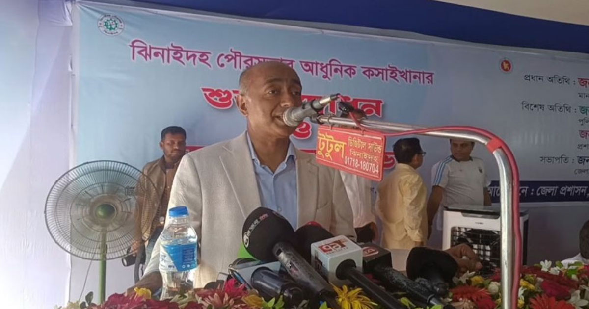 অফিসে সময়মতো না এলে আপনাকে আমার ‘আসসালামু আলাইকুম’ দিতে হবে: আইনমন্ত্রী