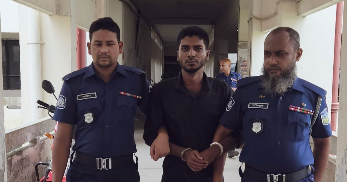 ১০ বছরের শিশু অন্তঃসত্ত্বা, সেই স্বেচ্ছাসেবকদল নেতার আত্মসমর্পণ