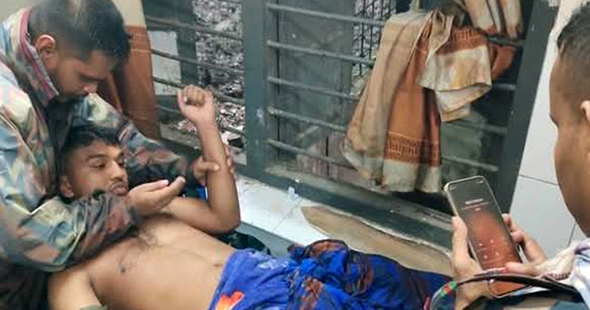 শিরোনাম: শার্শা সীমান্তে বজ্রপাতে বিজিবি সদস্য আহত