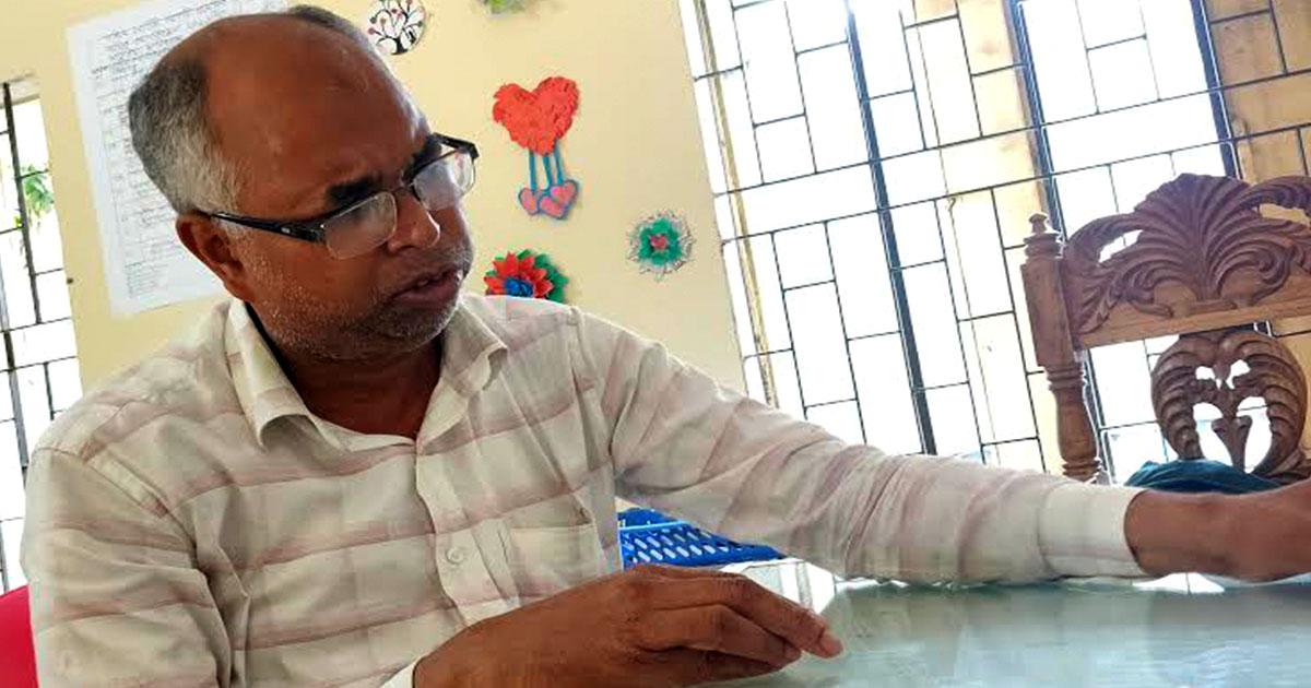 প্রধান শিক্ষকের হাতে লাঞ্ছিত সহকারী শিক্ষক, এক মাসেও নেওয়া হয়নি ব্যবস্থা