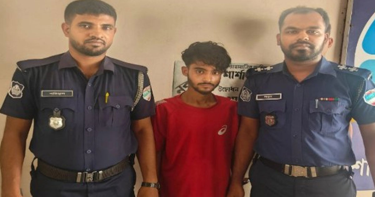 শার্শায় ৭ চোরাই মোবাইলসহ যুবক গ্রেপ্তার