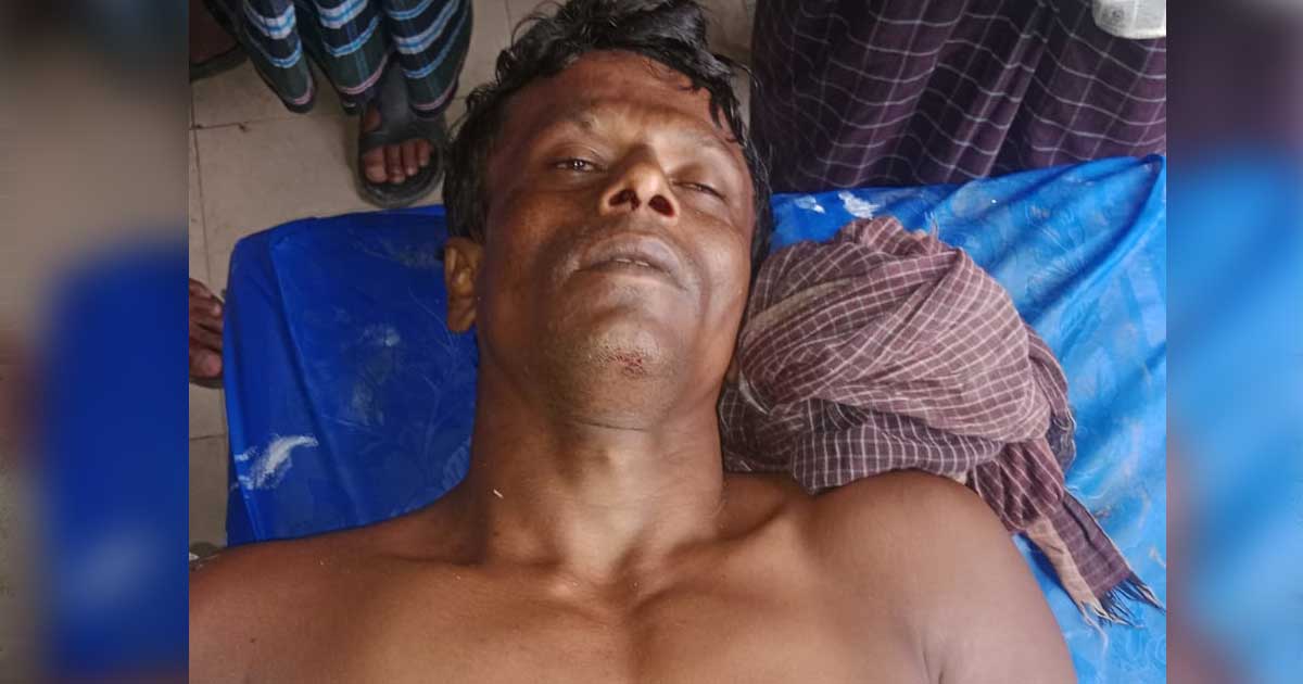 দৌলতপুরে চুরির অপবাদে যুবক হত্যা, পিতা আহত