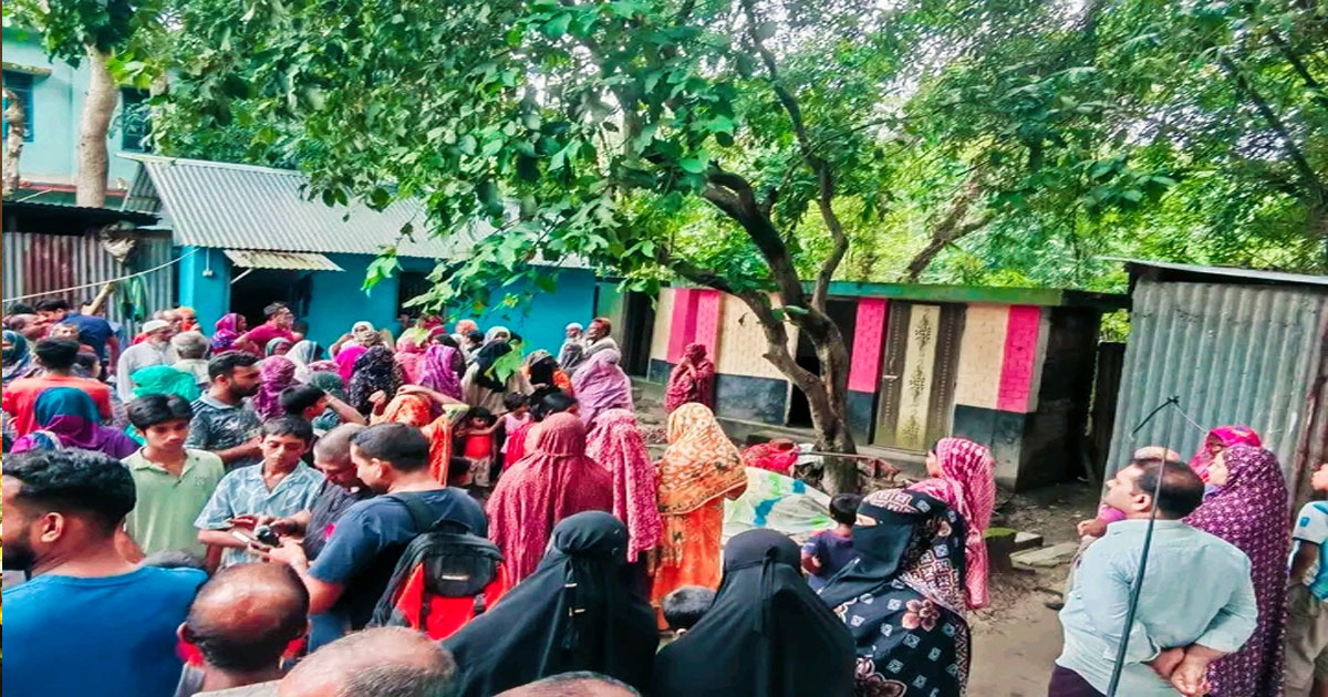 ফরিদপুরে মাকে কুপিয়ে ও পিটিয়ে হত্যার অভিযোগ ছেলের বিরুদ্ধে