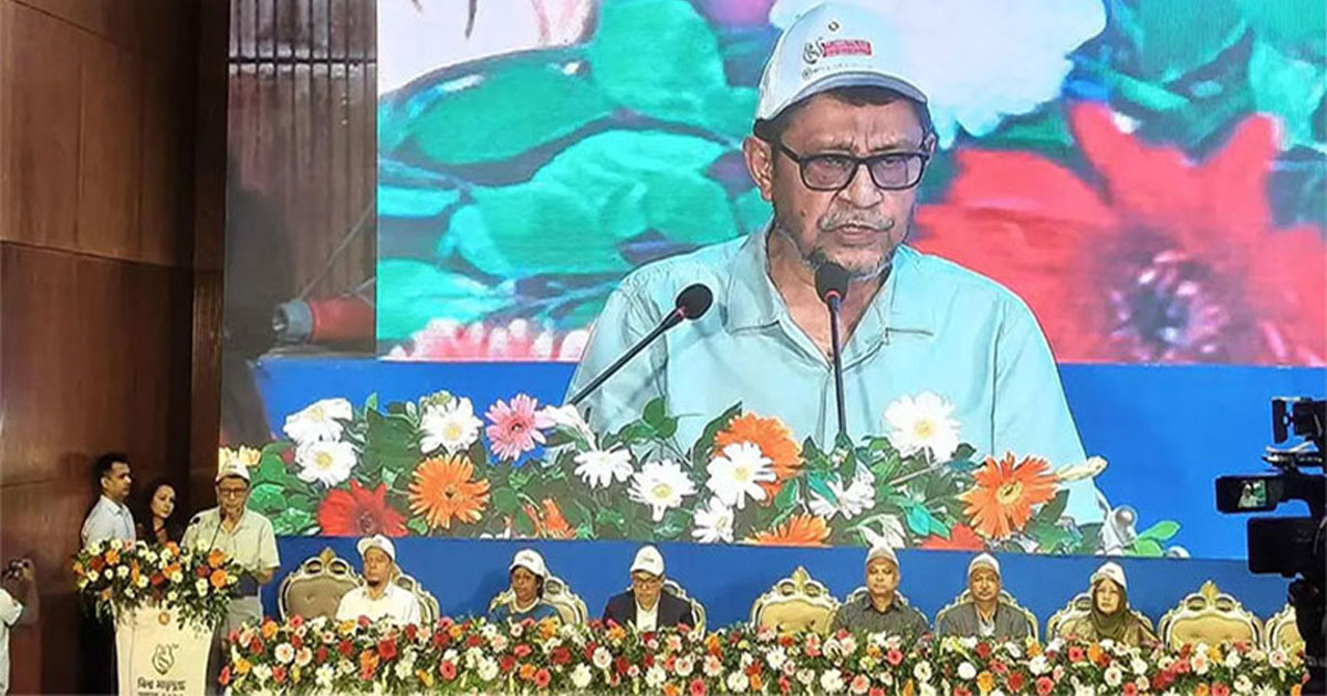 আধুনিক জীবনযাত্রার প্রভাবে মাতৃদুগ্ধ থেকে বঞ্চিত হচ্ছে অনেক শিশু: স্বাস্থ্যমন্ত্রী