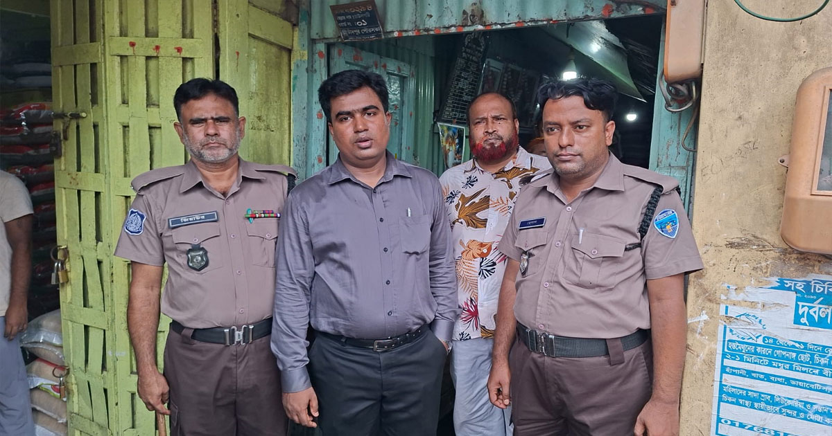 চাঁদপুরে ভোক্তার অভিযানে ৫ প্রতিষ্ঠানকে ৭০ হাজার টাকা জরিমানা