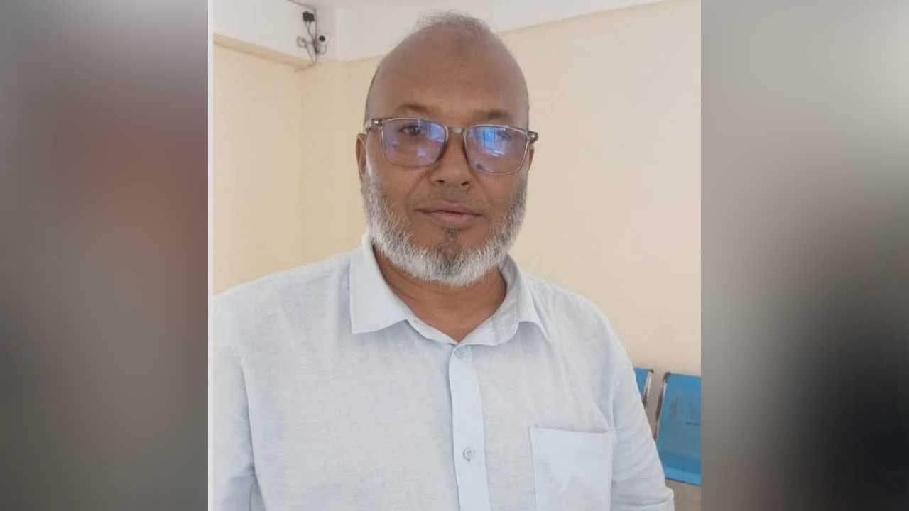 বেনাপোল আন্তর্জাতিক ইমিগ্রেশনে আওয়ামীলীগ নেতা আটক