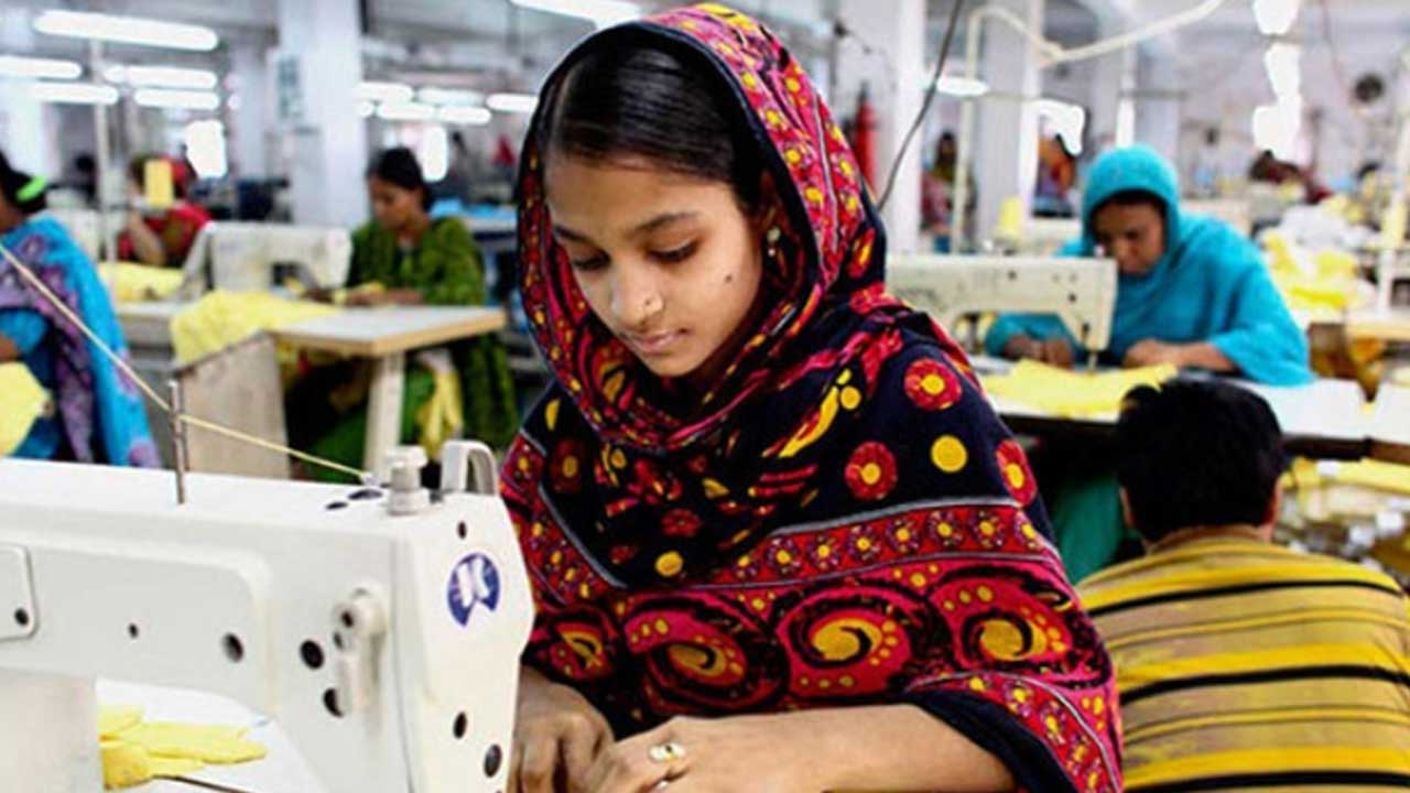 টানা পঞ্চমবার পোশাক রপ্তানিতে বিশ্বে দ্বিতীয় বাংলাদেশ