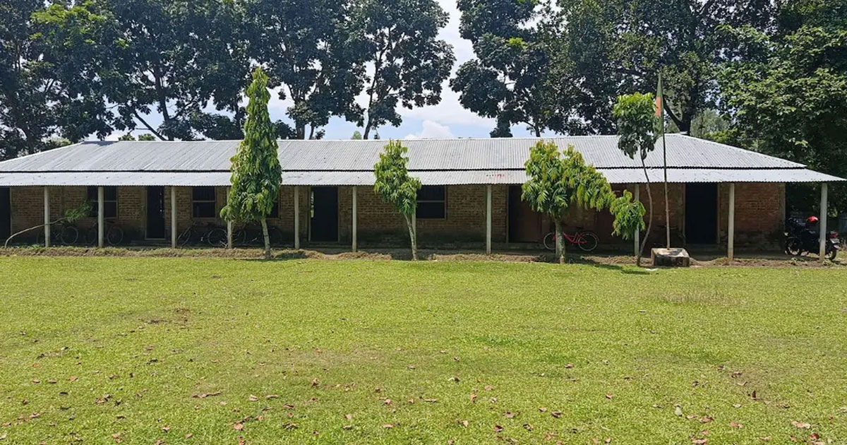 বোদায় দুই স্কুলে ৪ এসএসসি পরীক্ষার্থী, পাস করল না কেউ