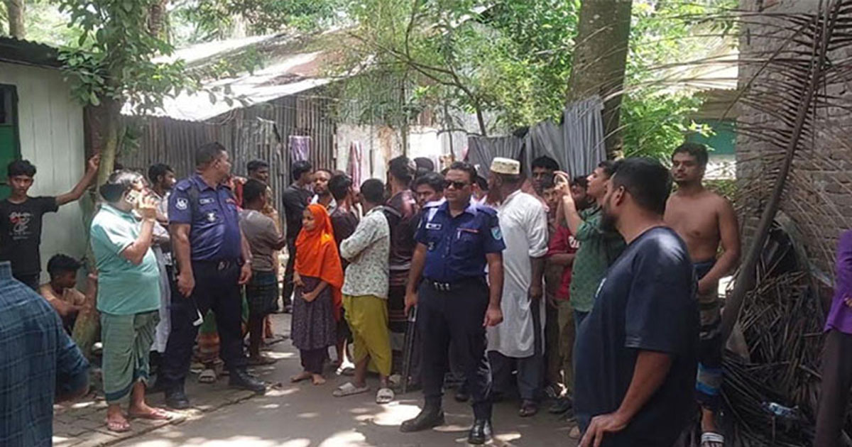 মাদারীপুরে মহিলা মাদ্রাসায় বোমা বিস্ফোরণ, ৫ শিক্ষার্থী আহত