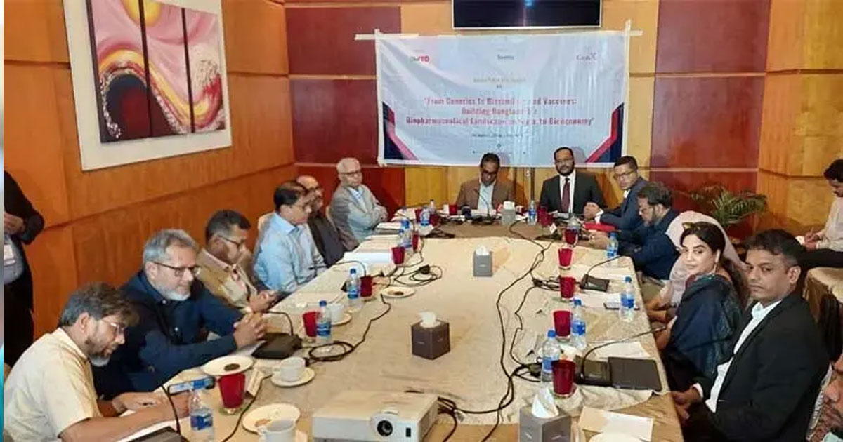 ভ্যাকসিন উৎপাদনে স্বাবলম্বী হতে সরকারের বিশেষ উদ্যোগ: স্বাস্থ্য প্রতিমন্ত্রী