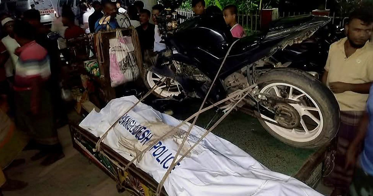 মোটরসাইকেল নিয়ন্ত্রণ হারিয়ে দুই যুবক নিহত