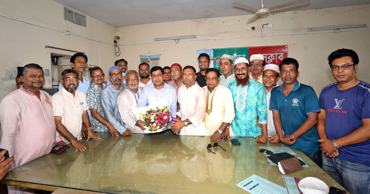 উপসচিব শফি মাহমুদ বিদ্যুৎকে বগুড়া প্রেস ক্লাবের শুভেচ্ছা