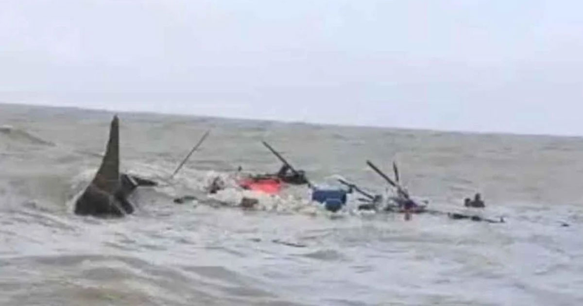 বঙ্গোপসাগরে ট্রলারডুবিতে নিখোঁজ ৫ জেলের লাশ উদ্ধার