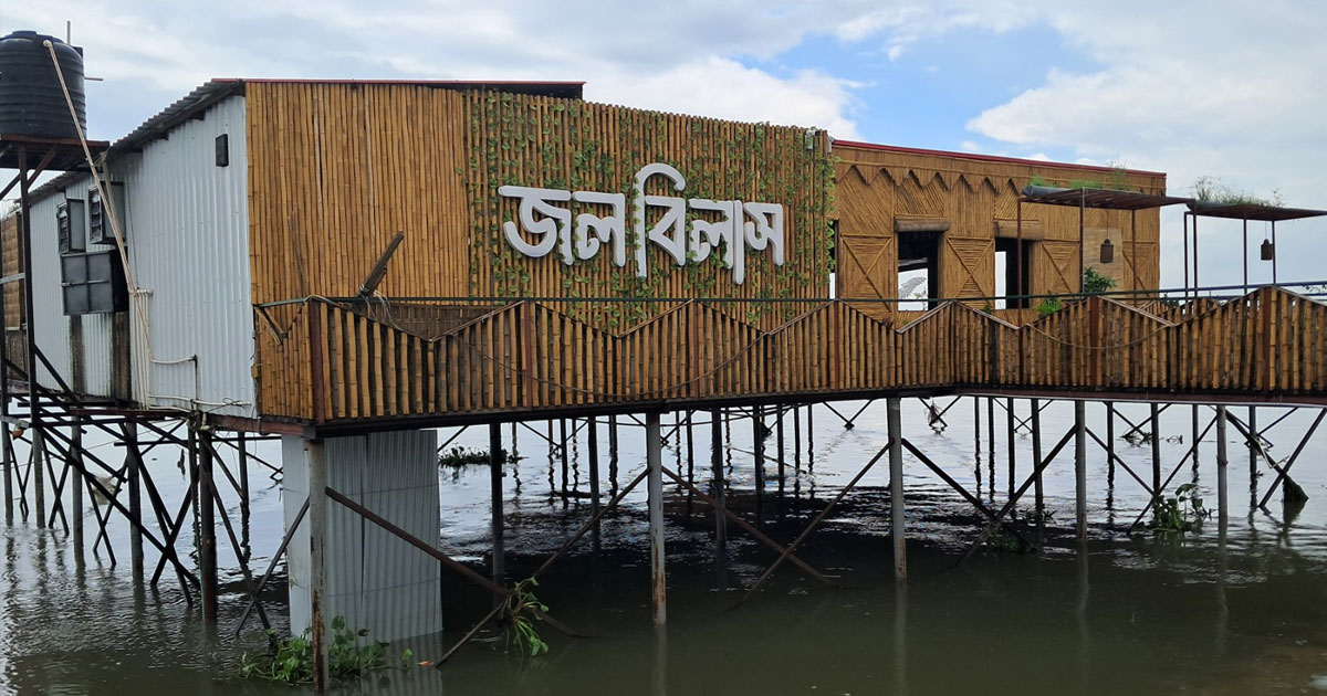 মেঘনার তীর দখল করে হোটেল নির্মাণ: আদালতের স্বপ্রণোদিত তদন্তের নির্দেশ