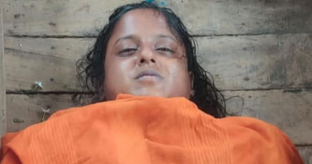 দৌলতপুরে সাপের কামড়ে নারীর মৃত্যু