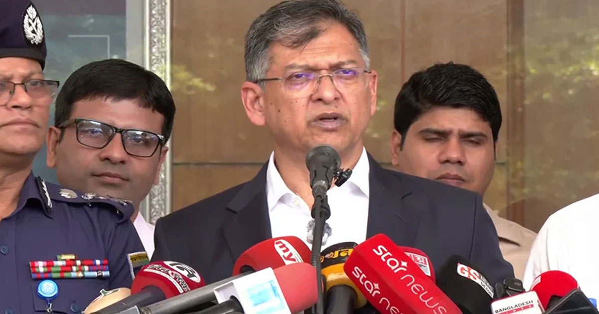 অবৈধ ও লুট হওয়া অস্ত্র উদ্ধারে বিশেষ ইউনিট, তথ্যদাতাকে ২ লাখ টাকা পুরস্কার: স্বরাষ্ট্রমন্ত্রী