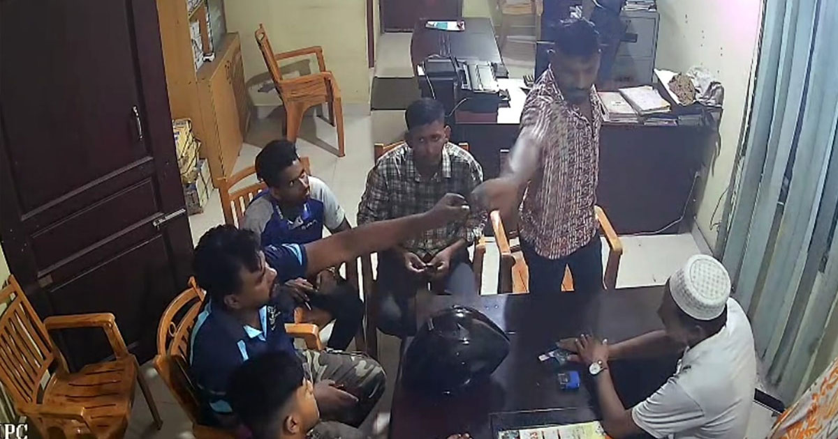 টাঙ্গাইলে চাঁদার দাবিতে হুমকির পর জুটমিল ম্যানেজারের মৃত্যু