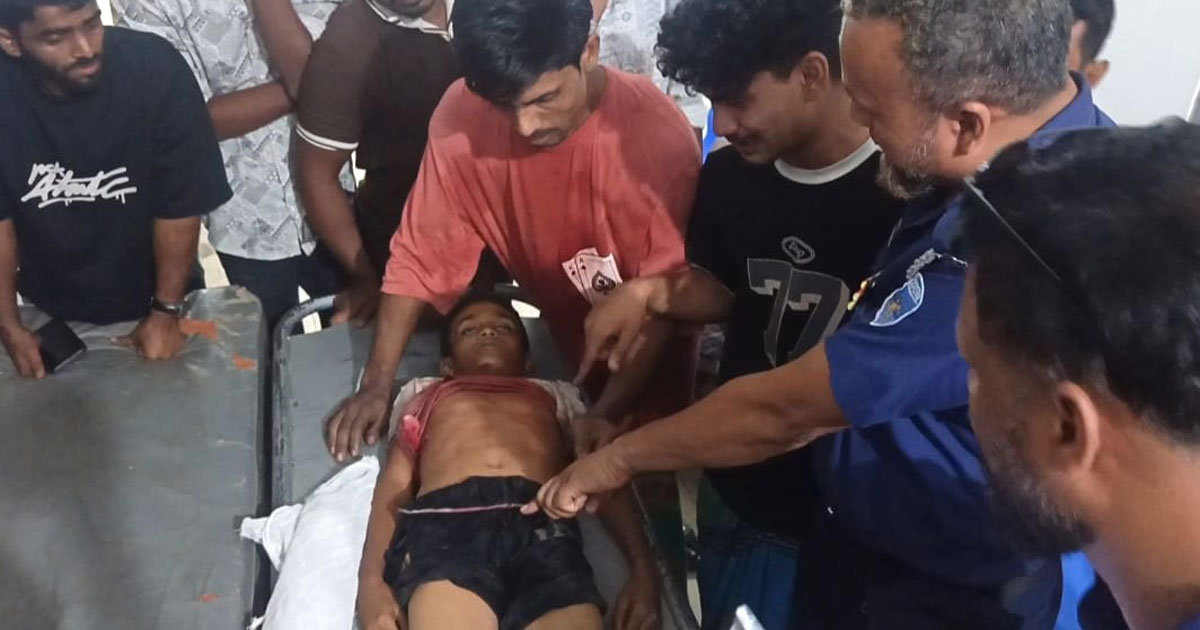 সুপারি গাছে না ওঠায় মাদকাসক্ত যুবকের ছুরিকাঘাতে শিশু নিহত