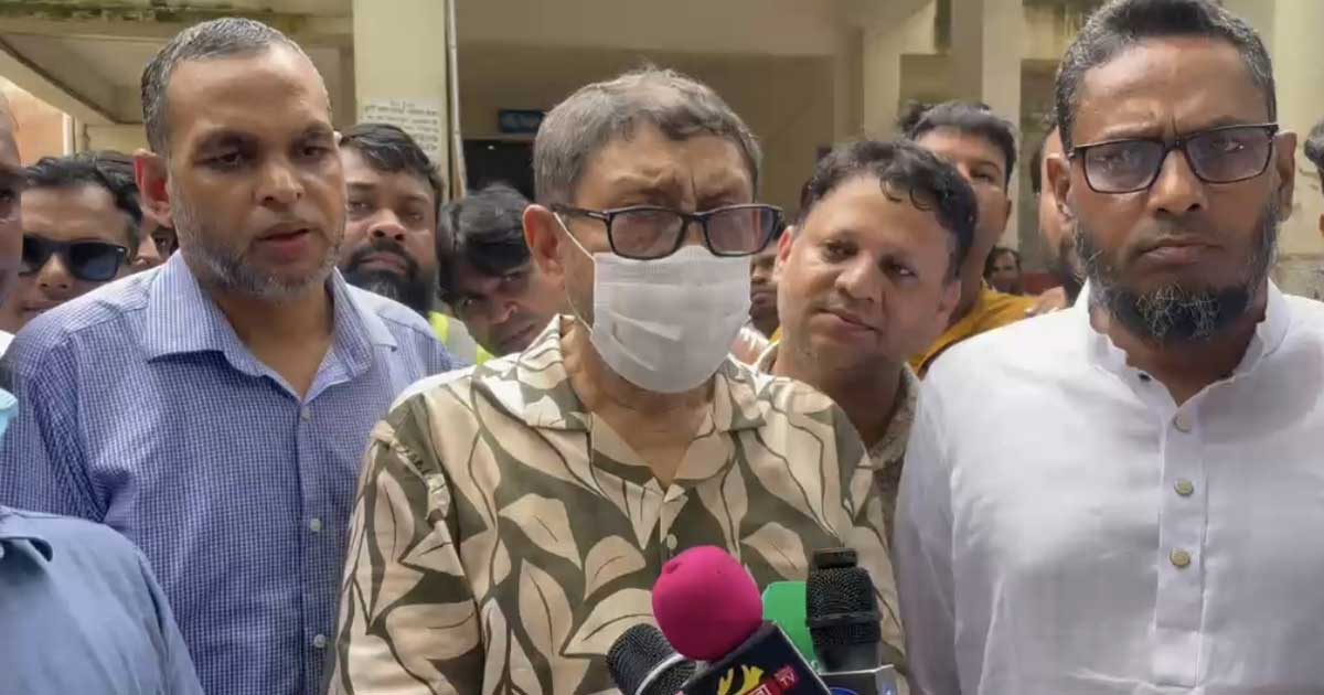 ‘ফ্যাসিস্টদের অনিয়ম-দুর্নীতির কারণে স্বাস্থ্যসেবা ব্যবস্থা ভঙ্গুর হয়ে পড়েছে’