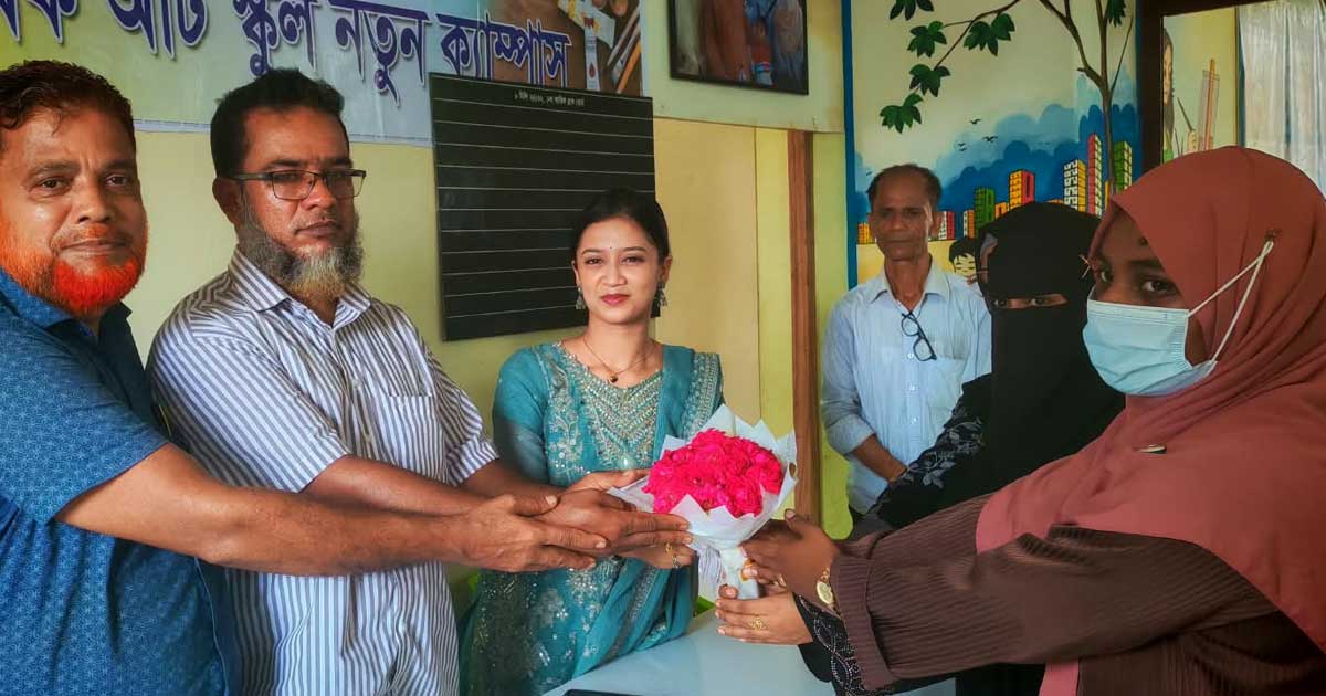 সংগীতশিল্পী নাফিসাকে উজ্জীবক আর্ট স্কুলের সংবর্ধনা