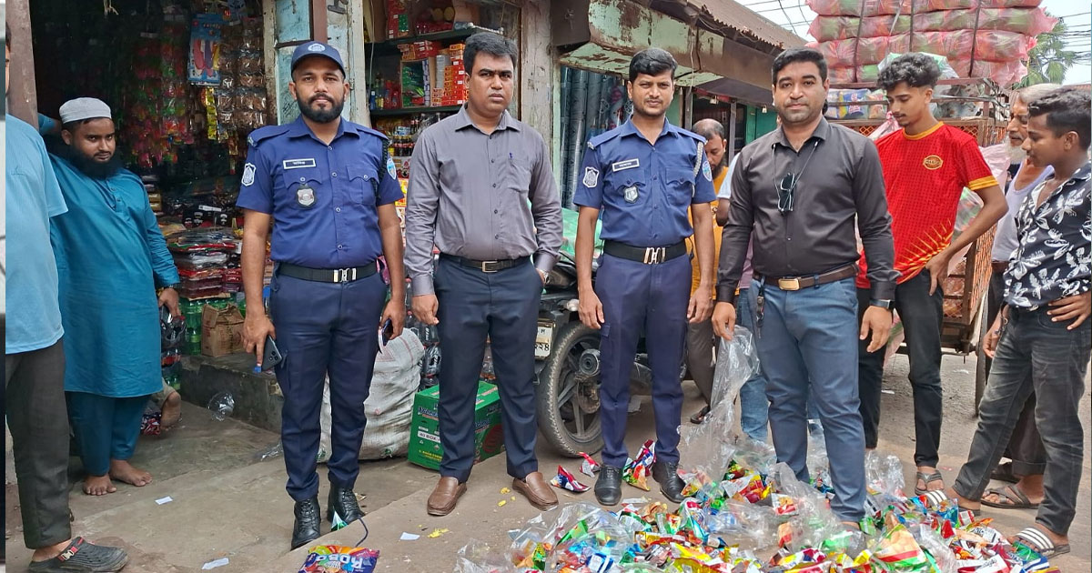 নিম্নমানের শিশু খাদ্যসহ নানা অনিয়ম, চাঁদপুরে ৩ প্রতিষ্ঠানকে জরিমানা