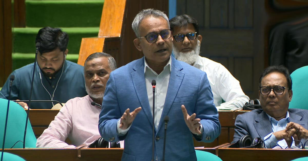 চট্টগ্রাম বন্দর অবৈধ দখলমুক্ত করার আশ্বাস নৌমন্ত্রীর
