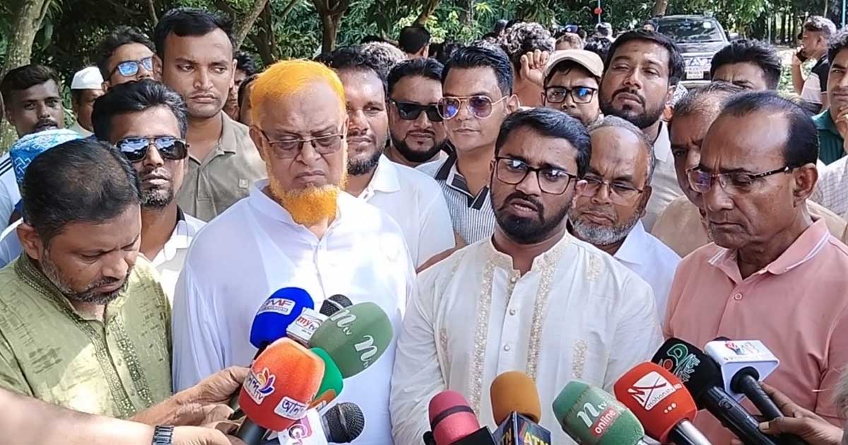 জামায়াতের ওপর নির্ভর করছে আওয়ামী লীগ দেশে ফিরে আসবে কি না: রাশেদ খাঁন