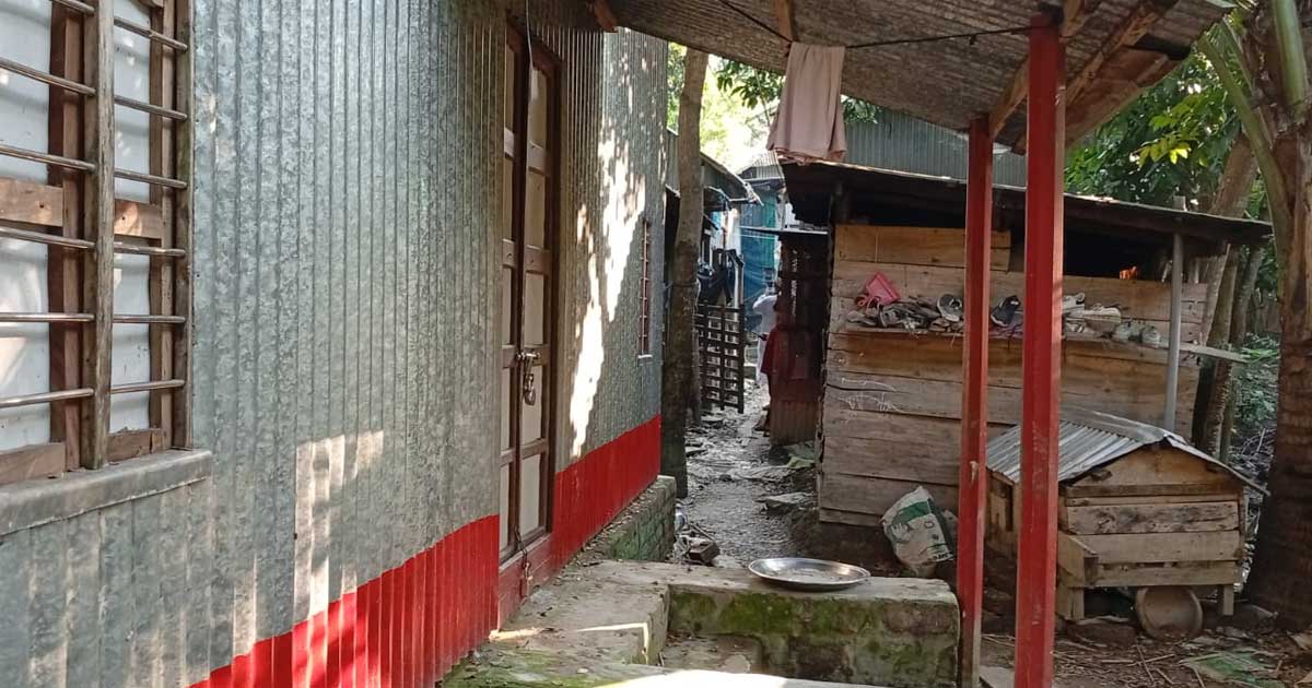 ভাঙ্গায় হত্যা মামলার আসামির ঘরে দুর্বৃত্তের আগুন দেওয়ার চেষ্টা