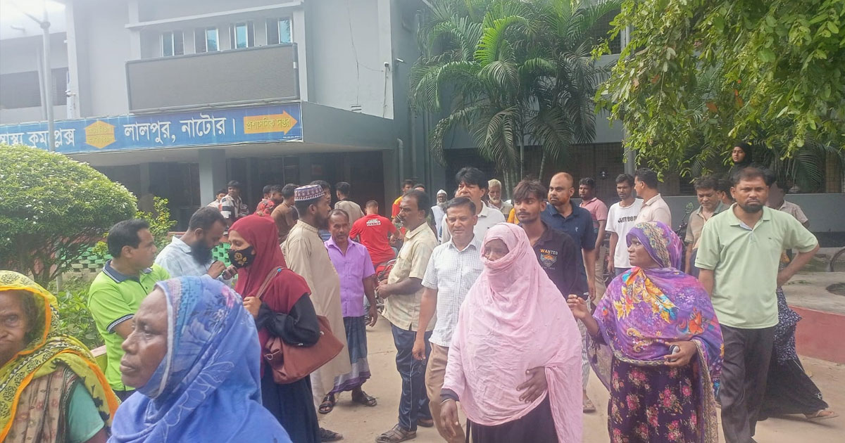 নাটোরের লালপুরে মোটরসাইকেল-ইজিবাইক সংঘর্ষে যুবকের মৃত্যু, আহত ২