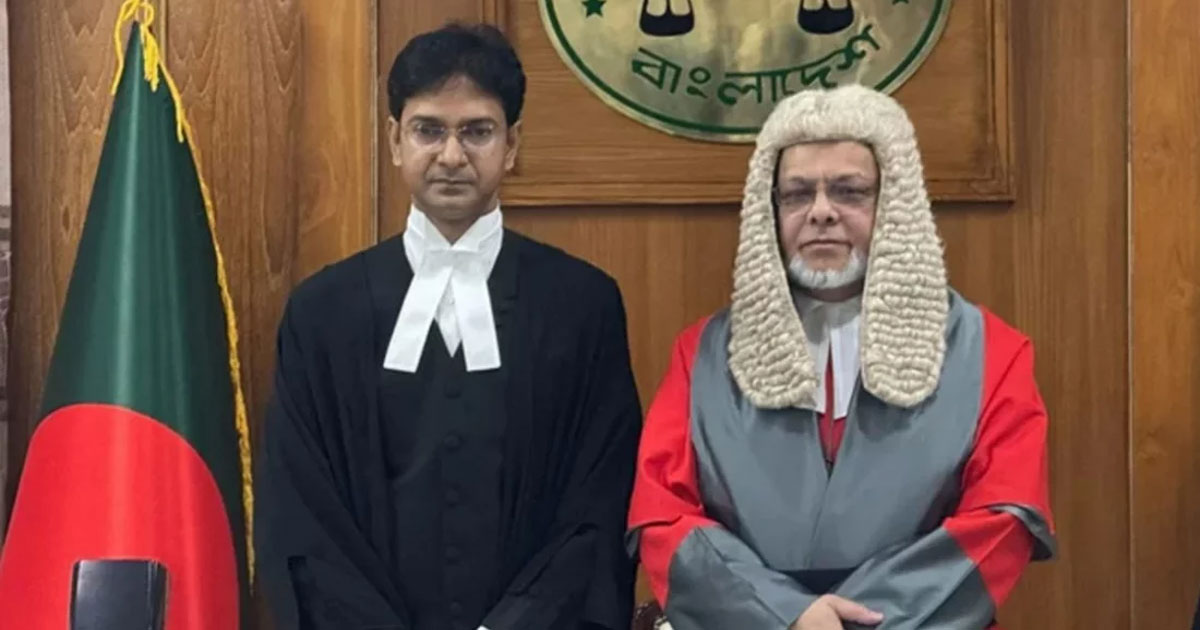 হাইকোর্টের স্থায়ী বিচারপতি হিসেবে শপথ নিলেন সংস্কৃতিমন্ত্রীর ছেলে