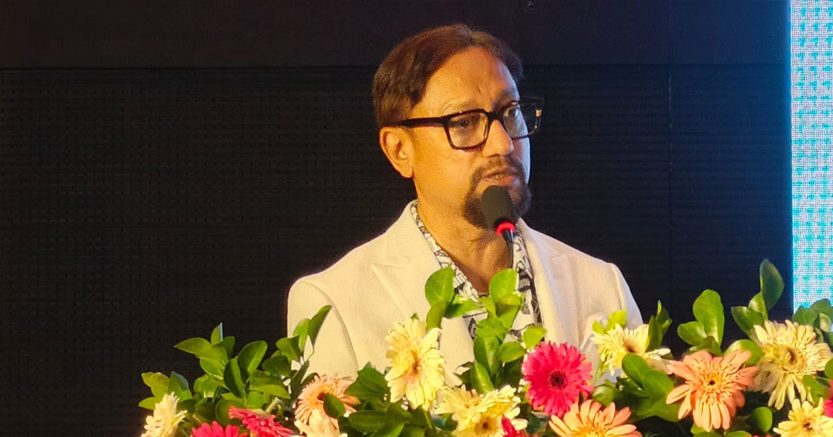 কিশোরীদের স্বাস্থ্যঝুঁকি প্রতিরোধে বয়ঃসন্ধিকাল থেকেই সচেতনতা জরুরি: মেয়র ডা. শাহাদাত