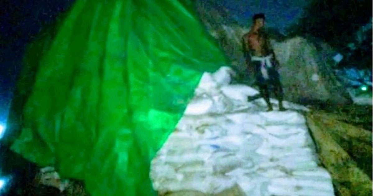 অভয়নগরে ইউরিয়া সারে অনিয়ম, ৫ লাখ টাকা জরিমানা