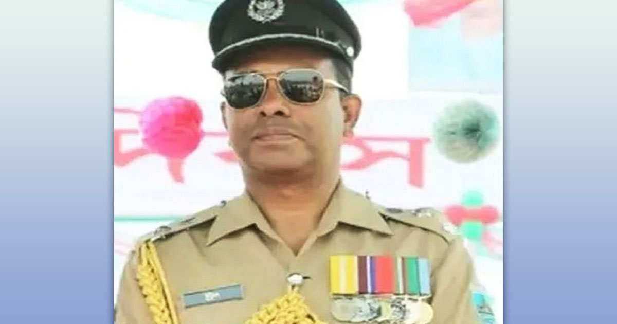 কপাল পুড়ল অতিরিক্ত ডিআইজি টুটুল চক্রবর্তীর