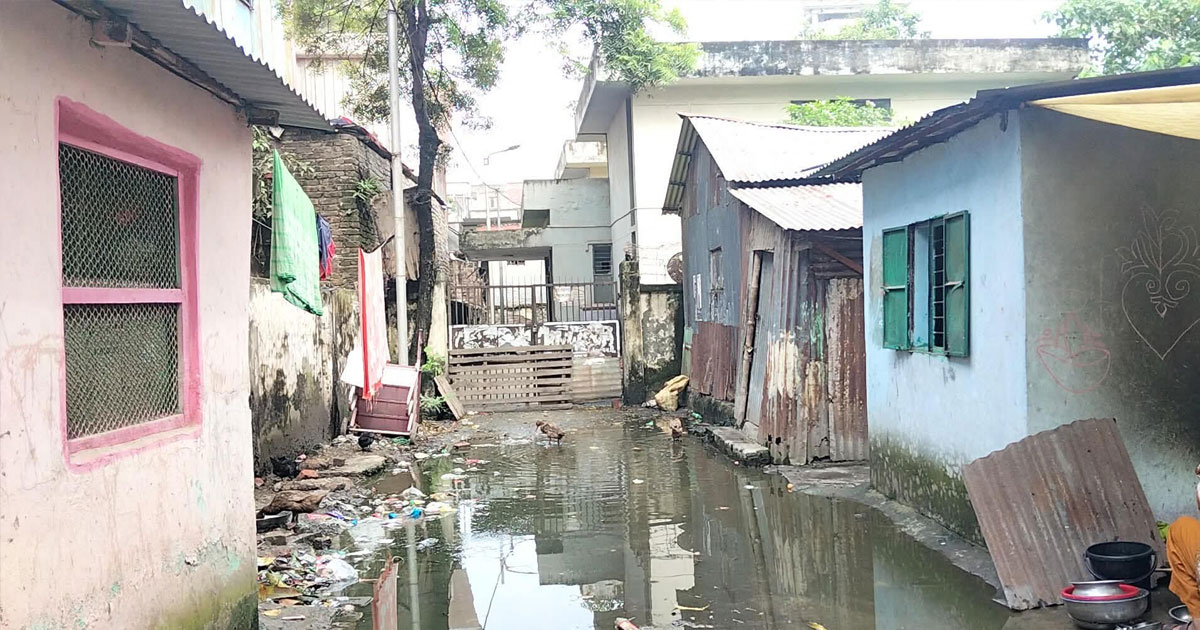 ভিক্টোরিয়ার মর্গে ফ্রিজার অচল, লাশ রাখতে স্বজনদের গুনতে হচ্ছে বাড়তি খরচ